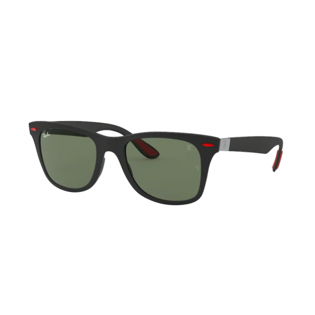 Diseño Wayfarer clásico con acabado negro mate